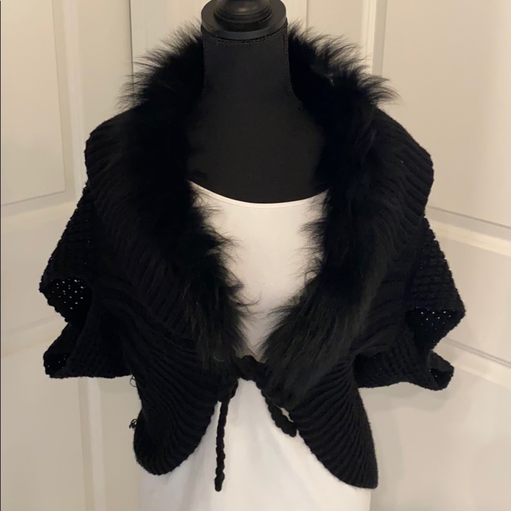 Faux fur collared shrug